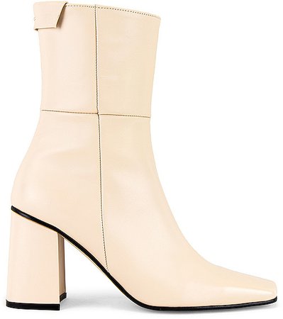 Pointed Square Basic Boots