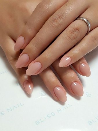 Oval nails designs