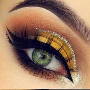 Yellow eye makeup
