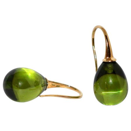 Olive Quartz and Yellow Gold 18 Karat Drop Earrings
