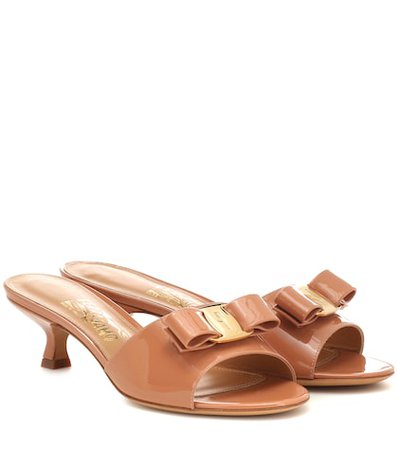 Vara Bow patent leather mules