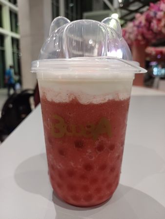 strawberry cream boba