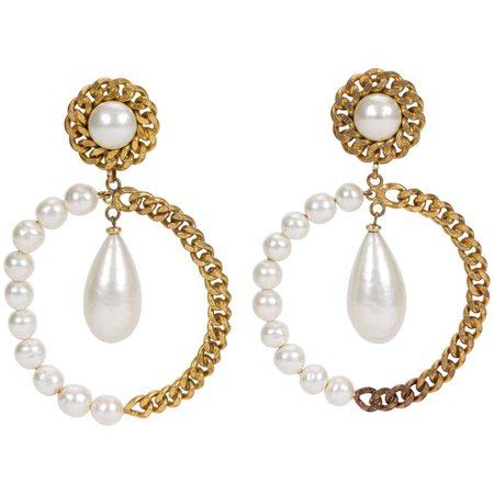1970's Rare Chanel Oversized Drop Pearl Earrings For Sale at 1stdibs