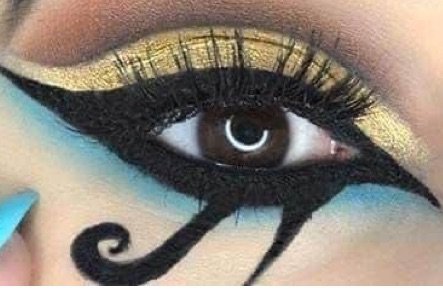 cleopatra eye