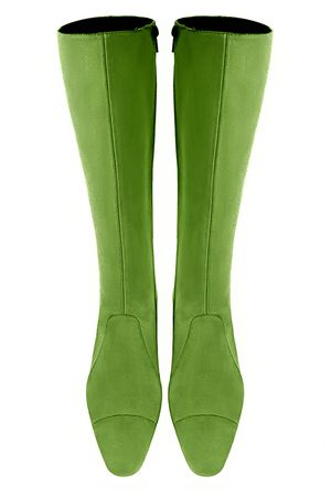 green boots / uploaded by mt