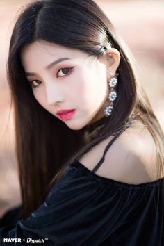 Pinterest - [PIC] (G)IDLE "HANN" Behind The Scenes #SOYEON (2) 💕 | •(G)I-DLE•