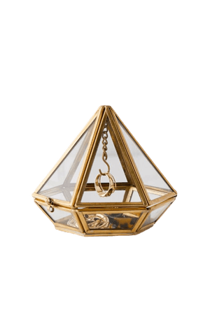 Pyramid Display Ring Holder
