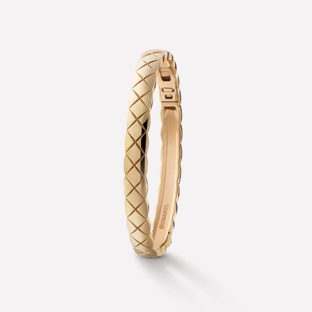 Coco Crush bracelet - Quilted motif bangle in 18K BEIGE GOLD - J11333 - CHANEL