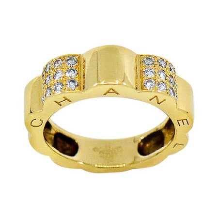 Chanel Profil De Camellia Diamond 18 Karat Gold Ring For Sale at 1stDibs