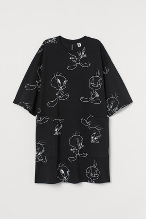 Oversized T-shirt Dress - Black/Looney Tunes - Ladies | H&M US