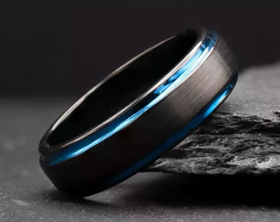 Black & Blue Tungsten Ring, Mens Engraved Wedding Band, Promise Ring, Wedding Ring For Men, Black Mens Wedding Band - Etsy Espanha