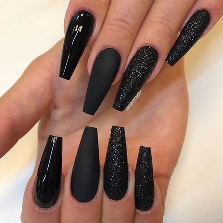 Black diamond nails 4