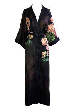 KIM + ONO Coral Chrysanthemum Long Kimono Robe