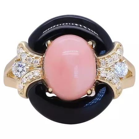 Onyx and Oval-Cab Pink Opal with Diamond Accents 14K Yellow Gold Ring For Sale at 1stDibs