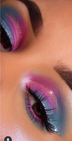 Blue / Pink Eye Makeup
