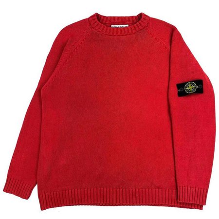@gal1ery sur Instagram : @stoneisland_official red sweater