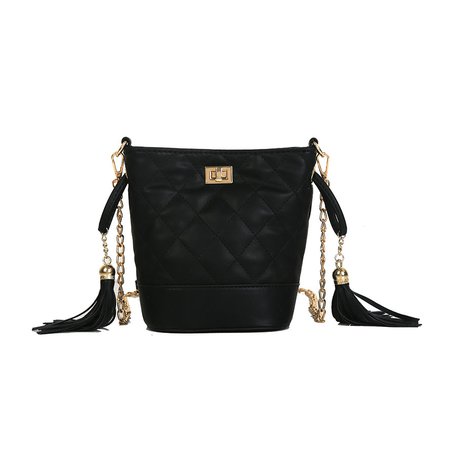 JESSICABUURMAN – KACIE Quilted Fringed Leather Bucket Bag
