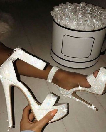 diamond white heel