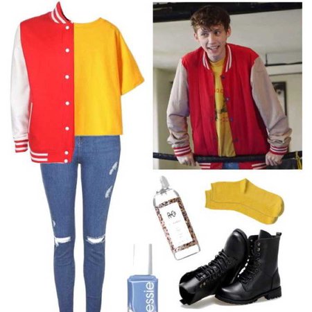 Troye Sivan Outfit