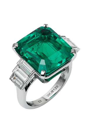Cartier, Emerald and diamond ring set in platinum