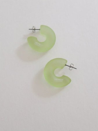 Curve soft earring - green | W Concept