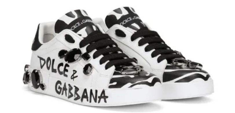 Dolce & Gabbana
all-over logo-print low-top sneakers
