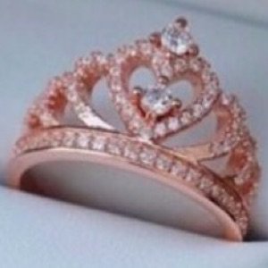 rose gold crown ring