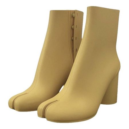 yellow tabi boots