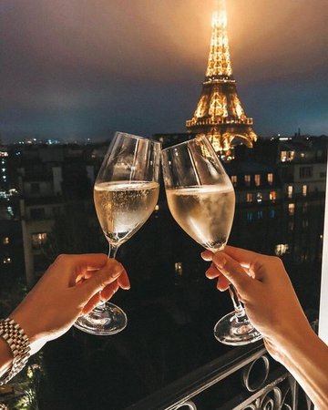 champagne cheers couple
