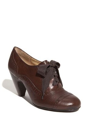 brown oxford heels