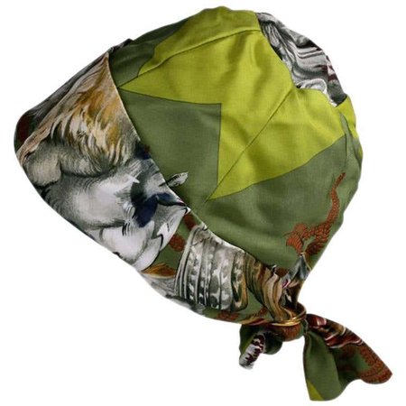 Hermes Signature Hunting Print Silk Twill Hat For Sale at 1stDibs