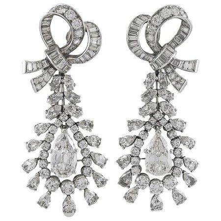 Van Cleef and Arpels Diamond Ribbon Bow Earrings For Sale at 1stdibs