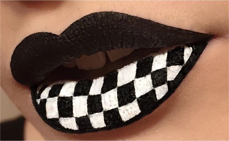 checker lips