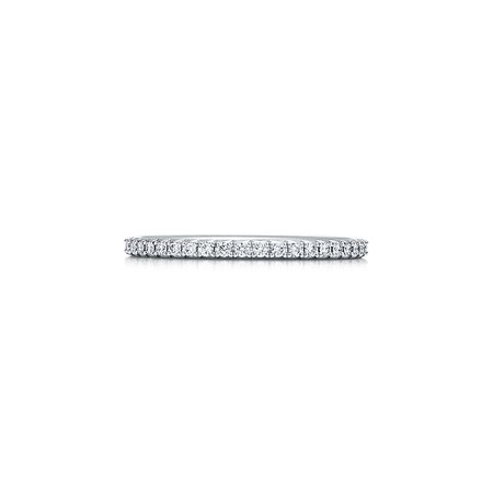 Tiffany Metro ring in platinum with diamonds. | Tiffany & Co.