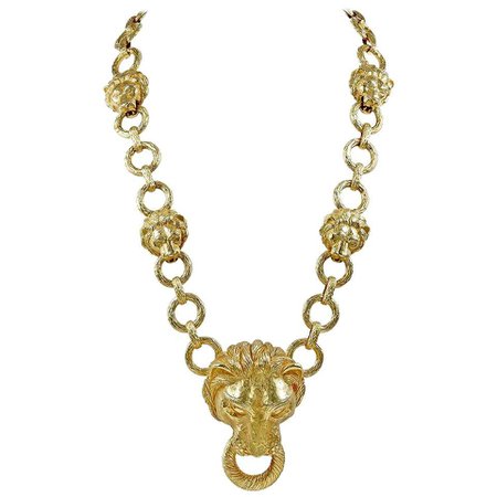 VAN CLEEF and ARPELS Diamond Lion Head Link Necklace For Sale at 1stDibs
