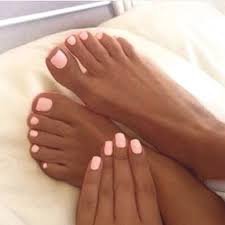 matching nails and toes