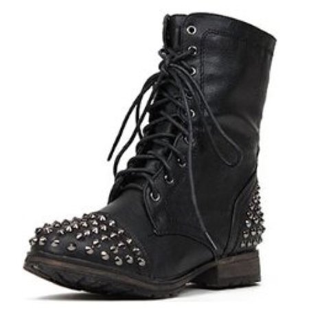 boots with spikes