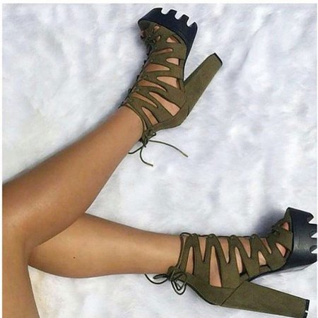 u7yqjw-l-610x610-shoes-chunky+sole-laced+heels-lug+sole-lug-high+heels-olive+green-sandals-sandal+heels.jpg (610×610)