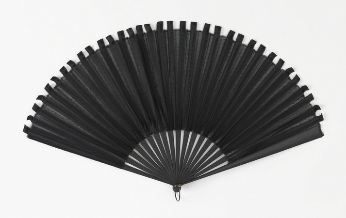 Pleated Mourning Fan, early 20th century | Objects | Collection of Cooper Hewitt, Smithsonian Design Museum