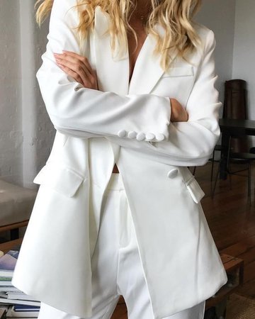 White oversized blazer
