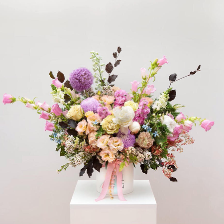 lilacgreen Pastels bouquet arrangement