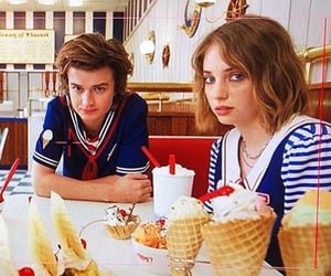 Images and videos of stranger things season 3