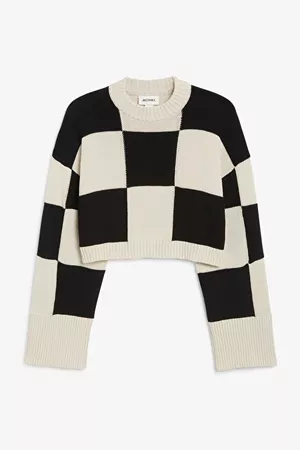 Loose knit sweater - Black and beige boxes - Monki WW