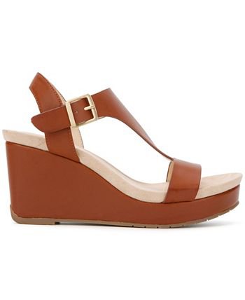 Kenneth Cole Reaction Women's Cami Wedge Sandals & Reviews - Sandals - Shoes - Macy's