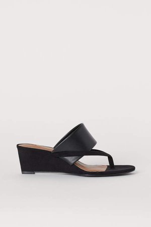 Wedge-heel Sandals - Black