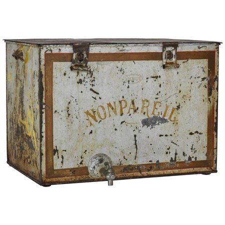 French Non Pareil Metal Ice Box, 20th Century For Sale at 1stdibs