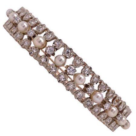 Diamond Cultured Pearl 14 Karat Yellow Gold Vintage Hinged Bangle Bracelet For Sale at 1stDibs