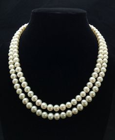Pearl double-stranded necklace