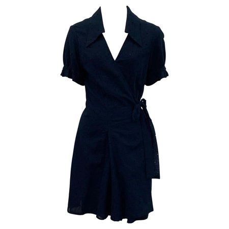 Chanel Navy Cotton Eyelet Wrap Dress - Sz 42 - 07P Collection For Sale at 1stDibs