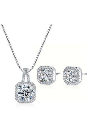 Diamond necklace and airings
